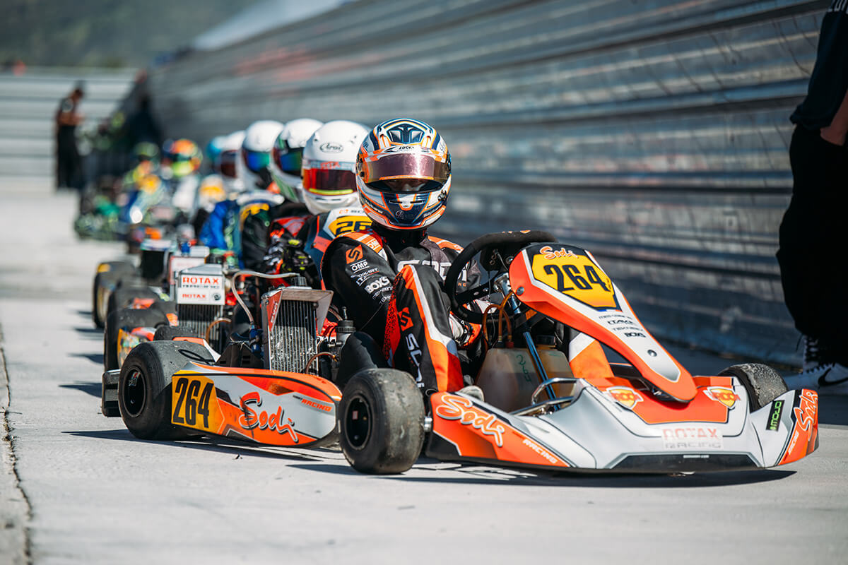 ถุงมือและรองเท้าแข่งรถสำหรับการแข่ง Karting